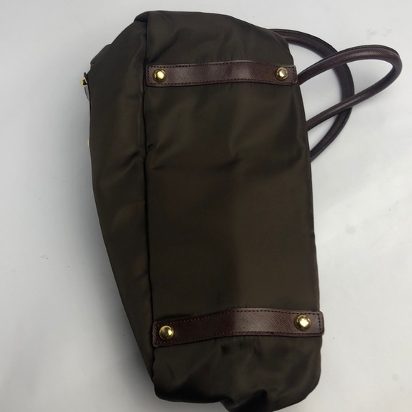 Authentic Prada nylon and leather handbag - Picture 8 of 8
